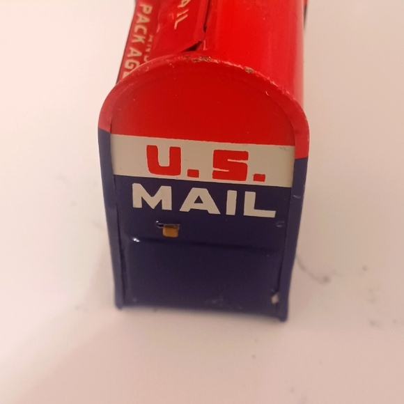Vintage Mini U.S. Mailbox w/Key - Picture 5 of 7